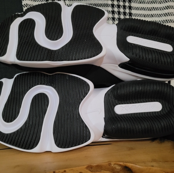 Nike Air uptempo - Picture 2 of 5